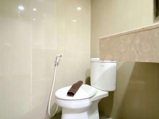 Comfort Stay and Homey 2BR Apartment at H Residence By Travelio - 9