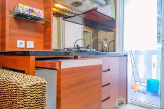 Comfy 2BR at Green Pramuka City Apartment By Travelio - Yakarta - 8