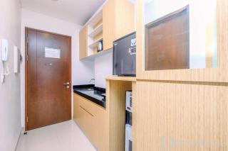 Nice Studio Apartment at Ciputra World 2 By Travelio - Jakarta - 6