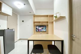 Comfort 2BR at 38th Floor Tokyo Riverside PIK 2 Apartment By Travelio - Rawalembang - 6