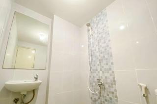 Brand New and Restful 2BR at Tokyo Riverside PIK 2 Apartment By Travelio - Rawalembang - 3