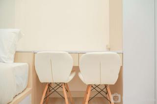 Simple and Tranquil 2BR at Tokyo Riverside PIK 2 Apartment By Travelio - Rawalembang - 4
