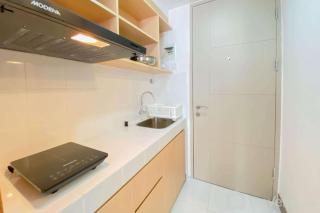 Nice and Compact Studio at Tokyo Riverside PIK 2 Apartment By Travelio - Rawalembang - 2