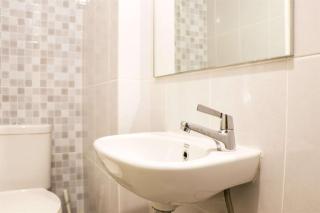 Simply Look Studio (No Kitchen) Tokyo Riverside PIK 2 Apartment By Travelio - Rawalembang - 1