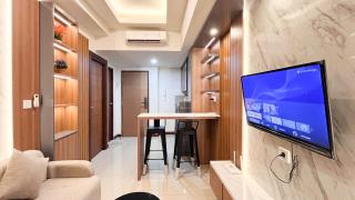 Modern Designed 2BR at Vida View Makassar Apartment By Travelio - Pampang - 4