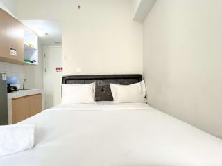Homey and Simply Look Studio Springlake Summarecon Bekasi Apartment By Travelio - 9