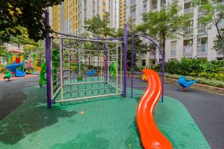 Homey and Simply Look Studio Springlake Summarecon Bekasi Apartment By Travelio - 1