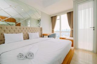 Comfort and Modern Look Studio Menteng Park Apartment By Travelio - Jacarta - 9