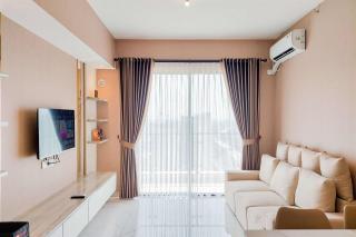 Homey 3BR Sky House BSD Apartment next to AEON Mall By Travelio - Tangerang - 6