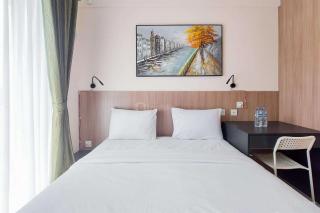 Comfy and Best Choice Studio at Sky House BSD Apartment By Travelio - 0