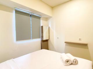 Well Furnished and Comfort 3BR Meikarta Apartment By Travelio - Cikarang - 9