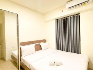 Modern Stay 2BR at Meikarta Apartment By Travelio - Cikarang - 9