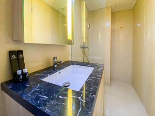 Good Deal Studio Apartment at Warhol (W/R) Residences By Travelio - Semarang - 6