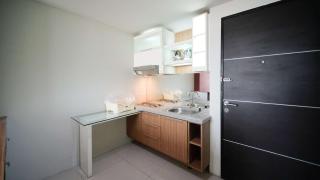 Best Choice and Homey Studio at The Square Surabaya Apartment By Travelio - Surabaya - 4