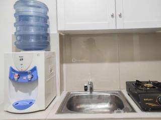 Nice and Cozy Studio at Vida View Makassar Apartment By Travelio - Pampang - 9