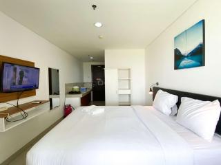 Warm and Comfy Studio at Enviro Apartment By Travelio - Cikarang - 9