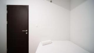 New and Homey 2BR Apartment at Suncity Residence By Travelio - Sidoarjo - 6