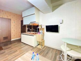 Homey and Cozy 1BR Apartment at Harvard Jatinangor By Travelio - 5