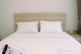 Stunning and Comfy Studio Apartment Springlake Summarecon Bekasi By Travelio - Bekasi - 8