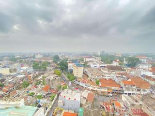 Fancy and Nice 2BR at Braga City Walk Apartment By Travelio - Bandung - 9