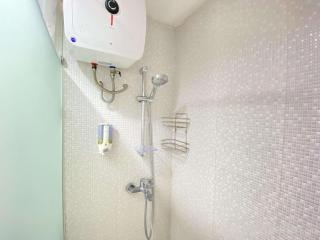 Luxurious & Spacious 2BR Apartment at Parahyangan Residence Bandung By Travelio - Bandung - 8