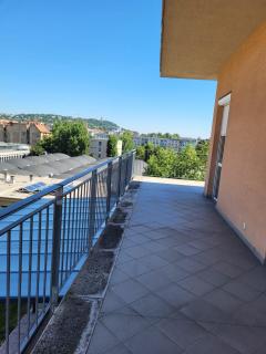 Apartment in Budapest, Buda part with great views! Totally renovated -WiFi available - Budapest - 8