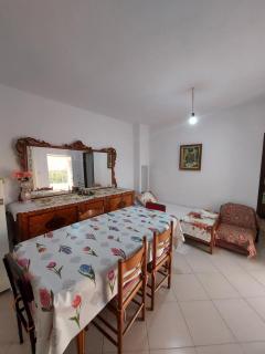 John Rooms - Lukovë - 2