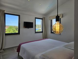 Villa VI - Sevid - 1