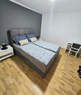 Apartment Miška & Studio Roki - 1