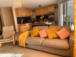 Appartement de standing - 3 chambres - 8 personnes - Grand Lyon - Villeurbanne - 4