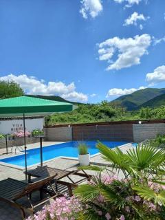 Vila NIKOLA - - 0