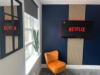 The Crown View - Luxury Apartment - FREE PARKING Nearby - 4