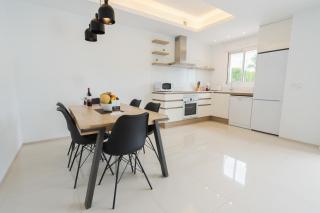 Helgafell Olivos Courtyard Suite - Ciudad Quesada - 4