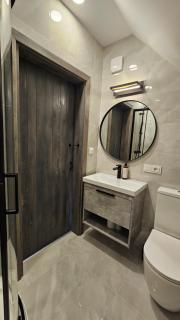 4 Wheels Cabin - - 2