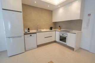 Helgafell Exclusive Courtyard Suite - Ciudad Quesada - 6