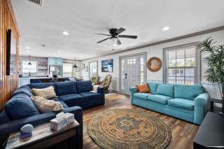 Cozy Beach Cottage - Myrtle Beach - 8