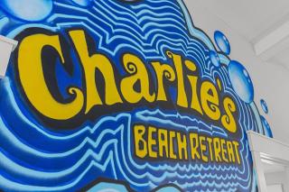 Charlie's Beach Retreat - Myrtle Beach - 9