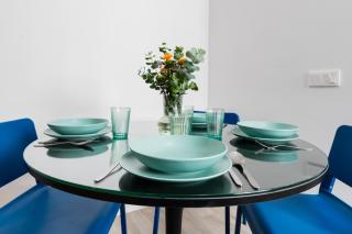 Anfitrión Triana 2 - 2