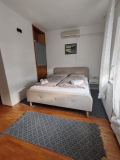 Sobe Đakovački vezovi - 2