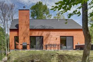 Modern Scandinavian Chalet with Jacuzzi, Pool, Lake - Lac-Superieur - 4