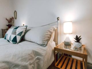 The Twickenham Apartment Near Strawberry Hill - 8