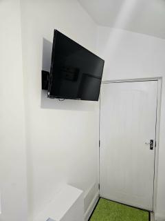 Denfi Studio Apartment - Croydon - 9