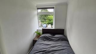 Bright Spacious Airy 2 Bed Flat - Ealing - 4