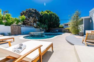 New La Jolla Surf Villa Pool and Spa - 7