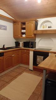 Wochenend Ferienhaus mit tollen Ausblick in die Bucklige Welt - - 1