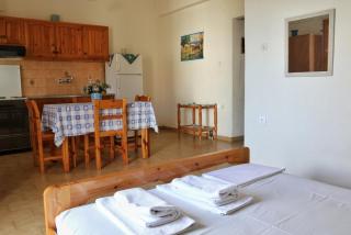 Seaview - selfcatering apartment - Helen No 6 - Xiropigado - 3
