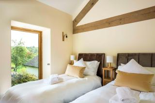 Thornyfield Barn - Winster - 7