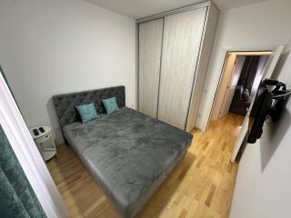 Stan sa 3 spavaće sobe - 3