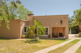 Casa de vacaciones con piscina y espacio recreativo - 2