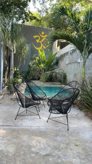 Hidden Oasis 2 BR AC Private Pool Downtown Merida - Mérida - 1